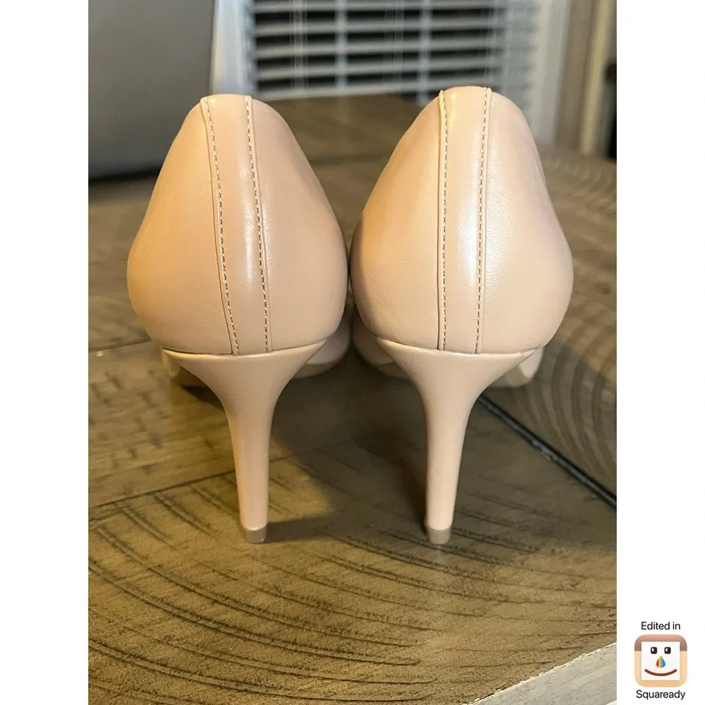 Sonoma Women's Beige Pumps - Picture 5 of 7